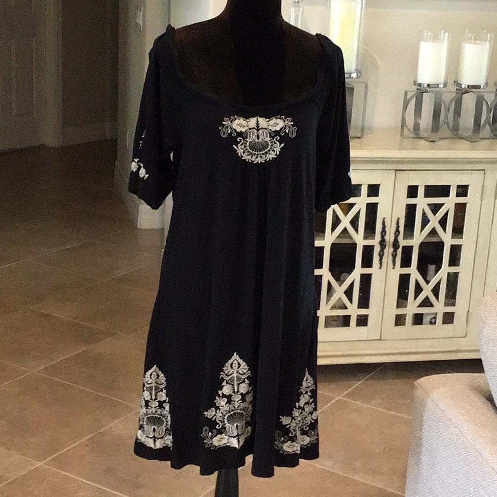 JWLA Johnny Was off shoulder embroidered dress, black with cream stitching, S